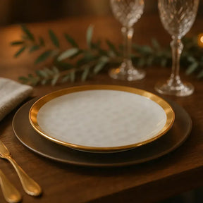Aparelho de Jantar Porcelana Branco/Dourado Dubai - Serve 06 pessoas / EXCLUSIVO